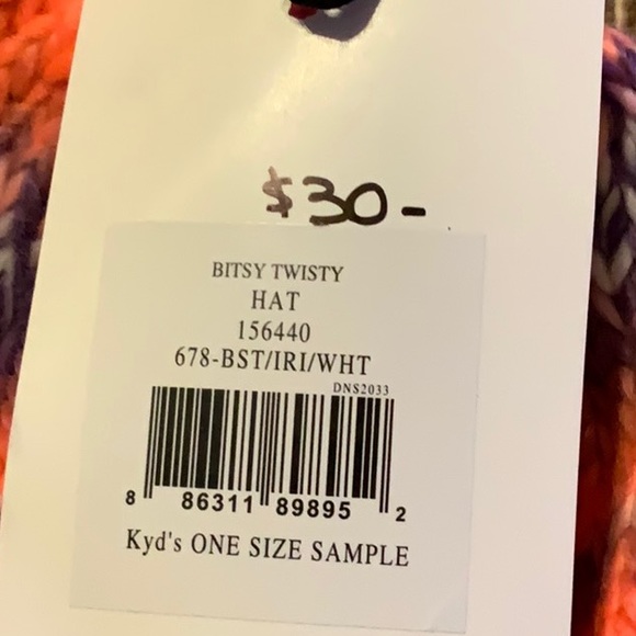 Spyder Girls Bitsy - Twisty Pom Pom Hat (Coral/Lilac) stripe - Picture 2 of 9